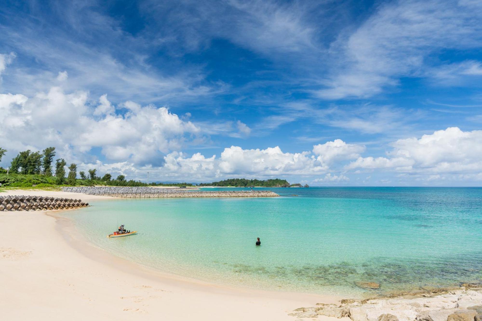 Ada Garden Hotel Okinawa Kunigami Exteriör bild