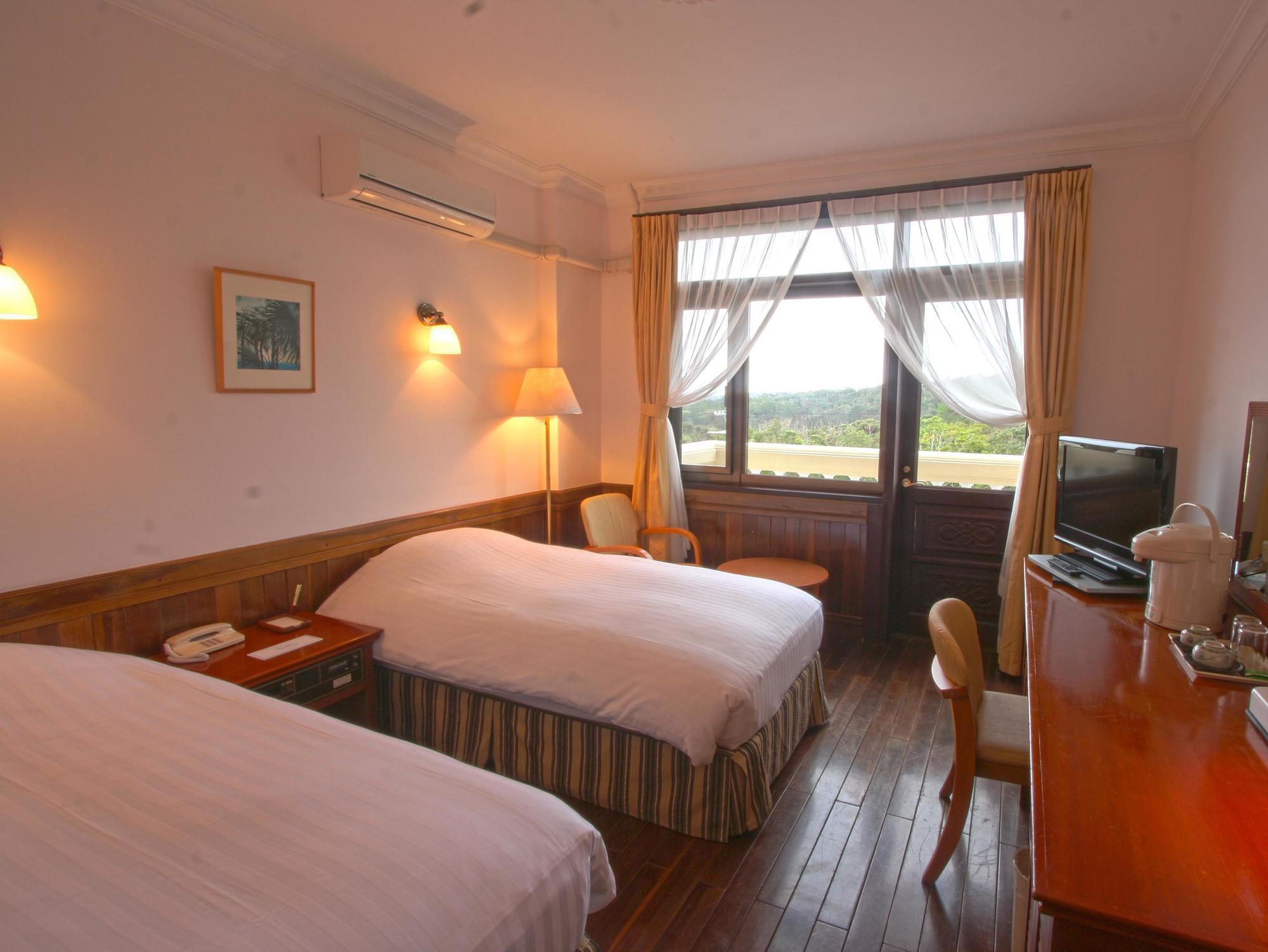 Ada Garden Hotel Okinawa Kunigami Exteriör bild