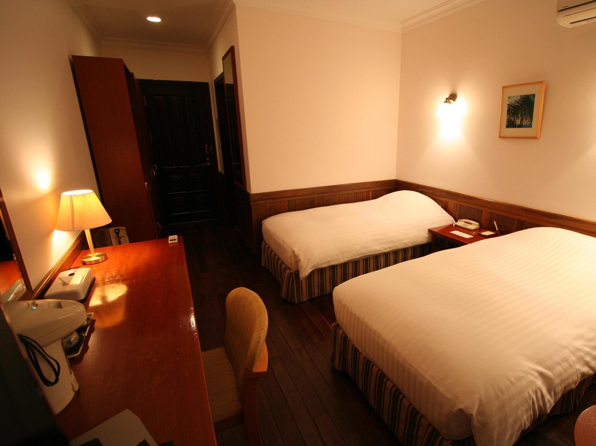Ada Garden Hotel Okinawa Kunigami Exteriör bild