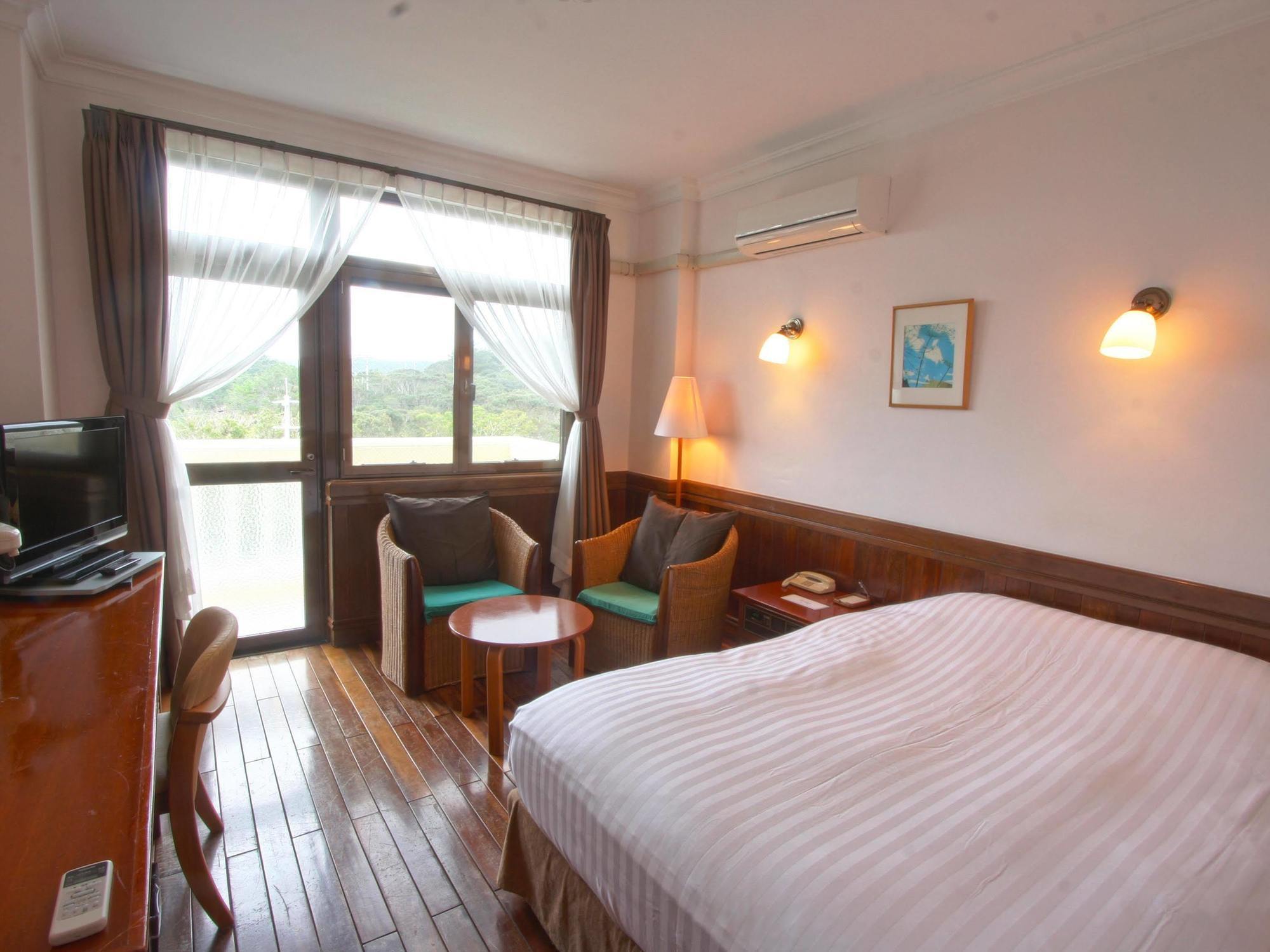 Ada Garden Hotel Okinawa Kunigami Exteriör bild