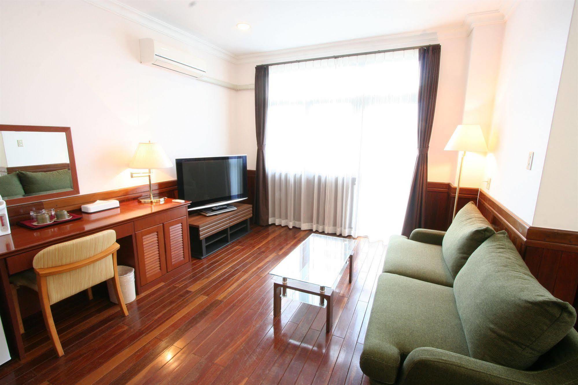 Ada Garden Hotel Okinawa Kunigami Exteriör bild