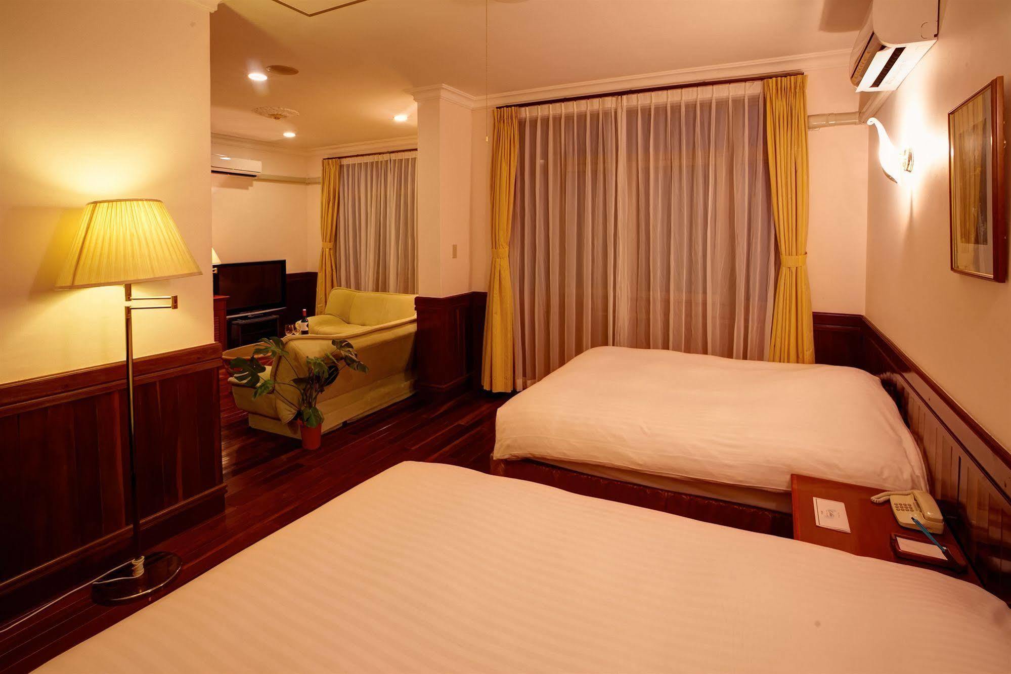 Ada Garden Hotel Okinawa Kunigami Exteriör bild